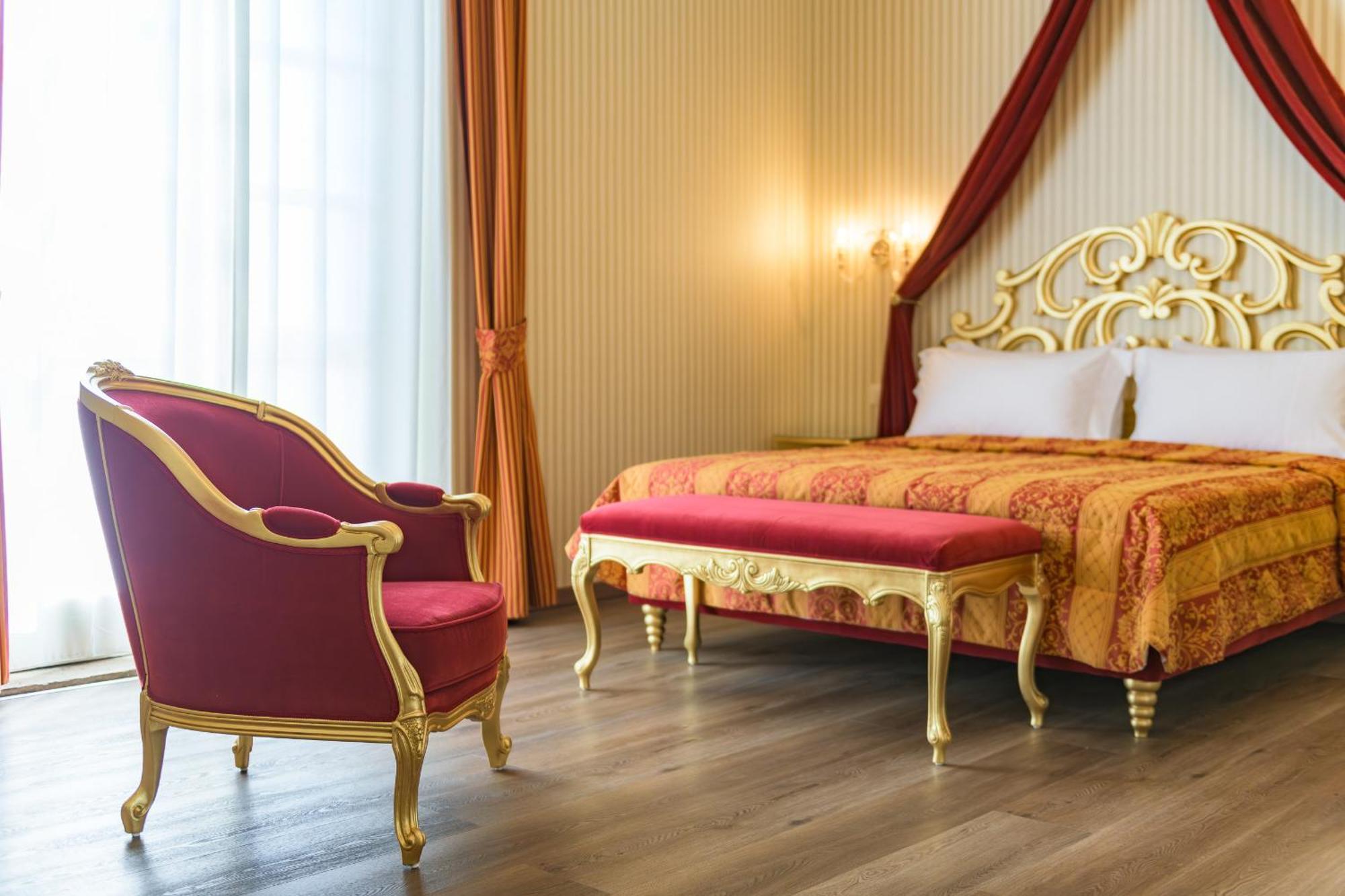 Regina Del Garda Suite Toscolano Maderno Luaran gambar