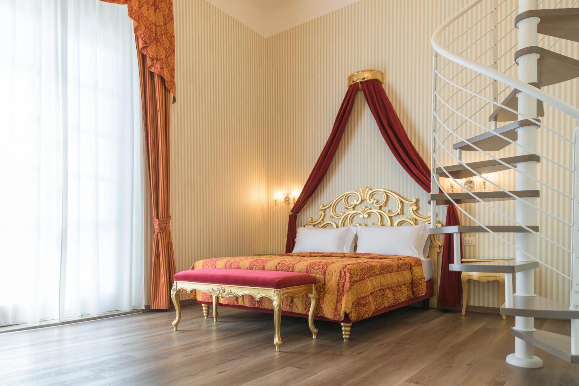 Regina Del Garda Suite Toscolano Maderno Luaran gambar
