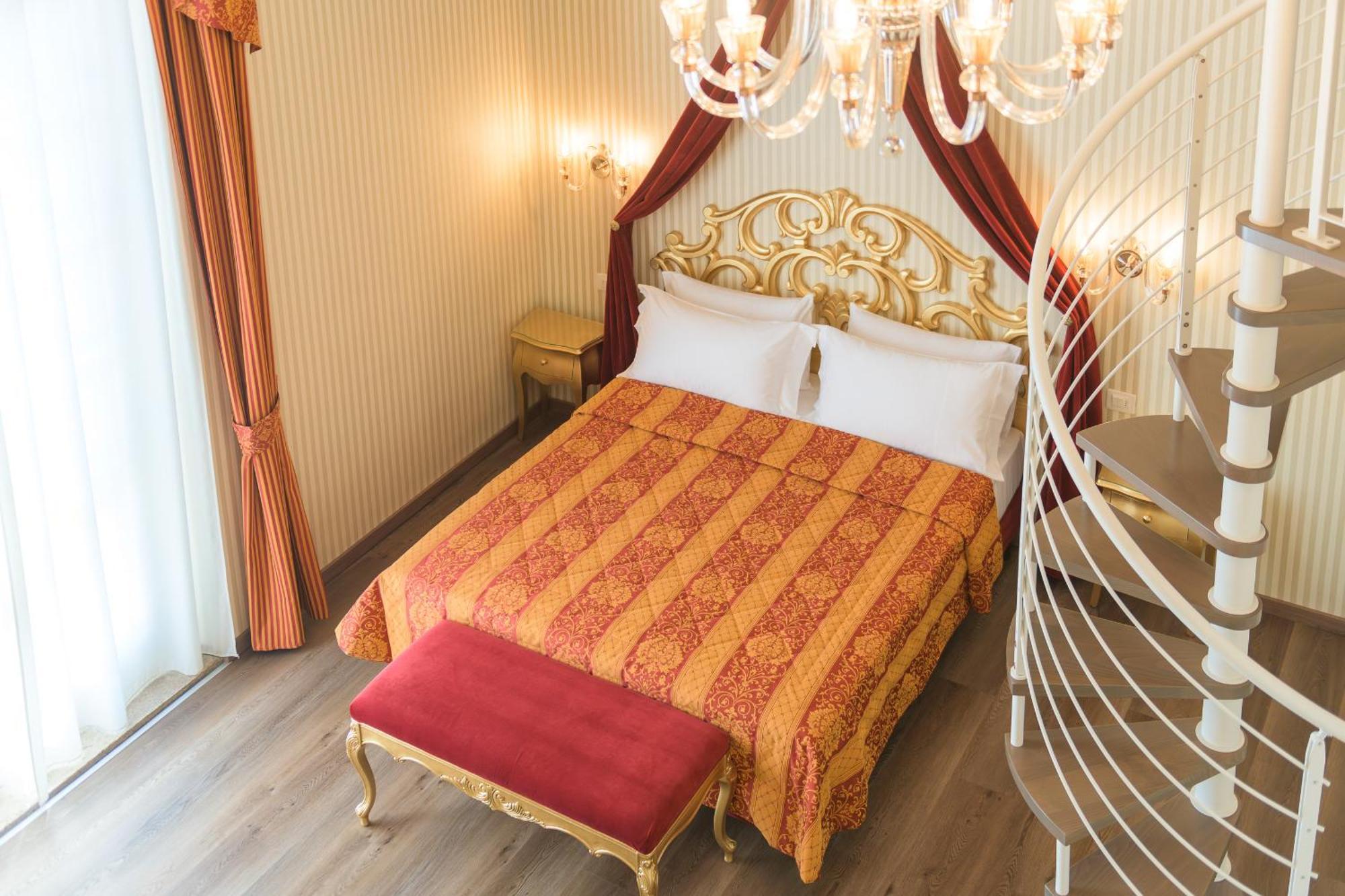 Regina Del Garda Suite Toscolano Maderno Luaran gambar